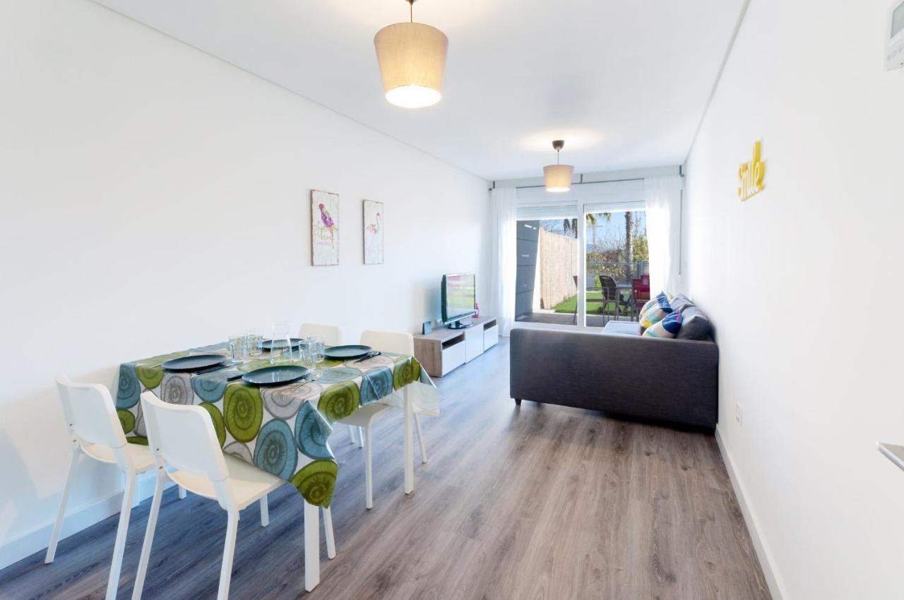 Happy Apartamento Oliva Exterior foto